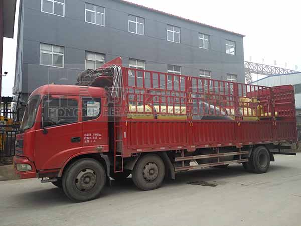 發(fā)往云南普洱市雞糞烘干機裝貨現場